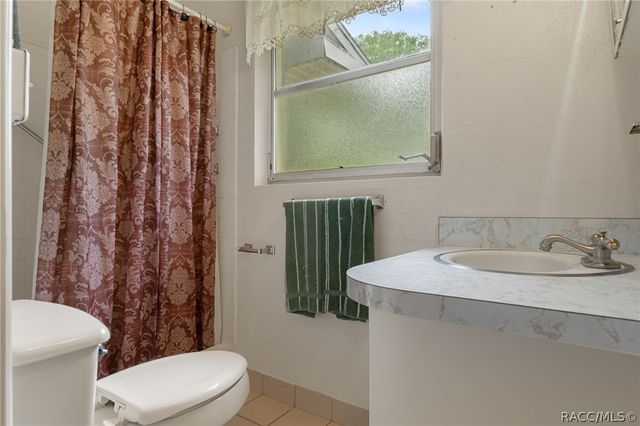 7821 S Baker Avenue, Floral City, FL 34436