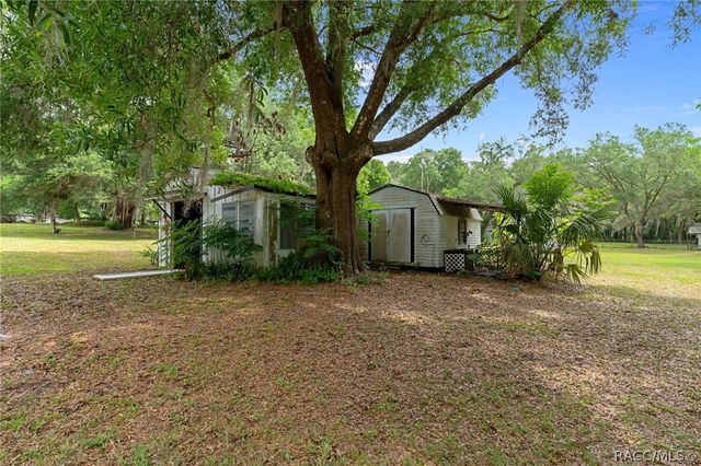 7821 S Baker Avenue, Floral City, FL 34436