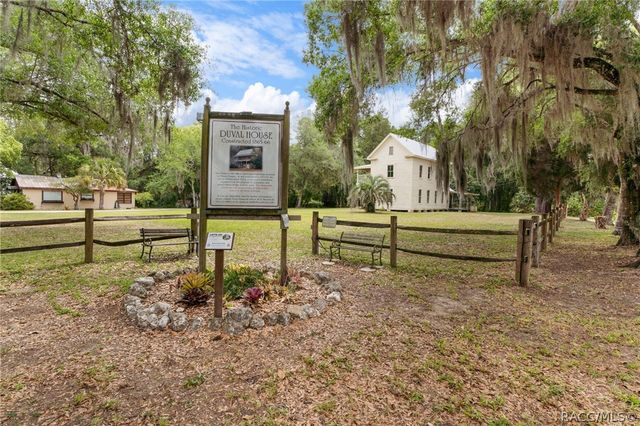7821 S Baker Avenue, Floral City, FL 34436