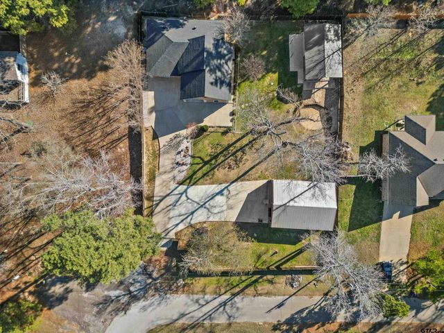 10227 Sparks Dr., Tyler, TX 75704
