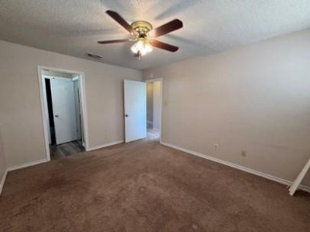 2636 Gwendolyn LN, Austin, TX 78748