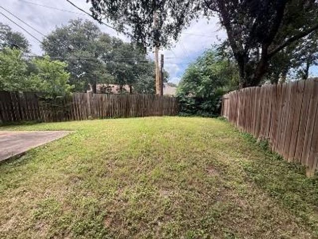2636 Gwendolyn LN, Austin, TX 78748
