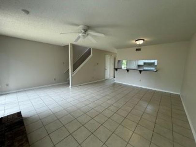 2636 Gwendolyn LN, Austin, TX 78748