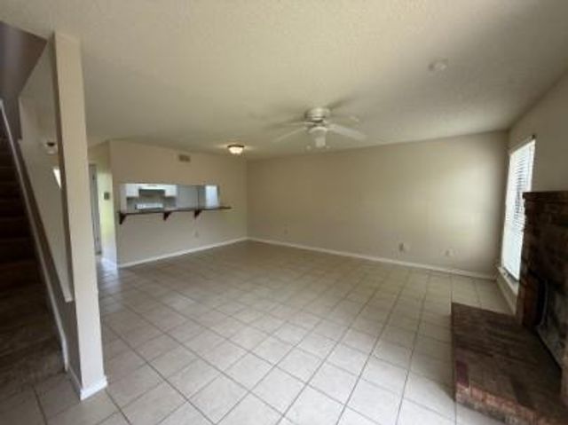 2636 Gwendolyn LN, Austin, TX 78748