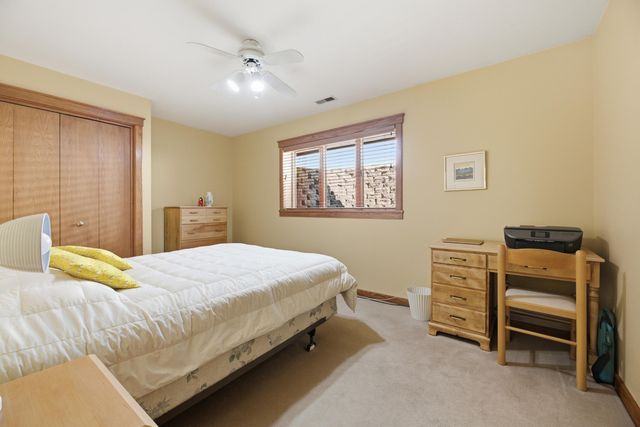 1615 HENRY Street, Council Bluffs, IA 51503