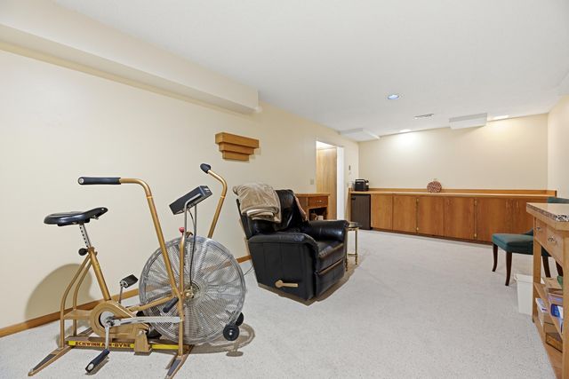 1615 HENRY Street, Council Bluffs, IA 51503