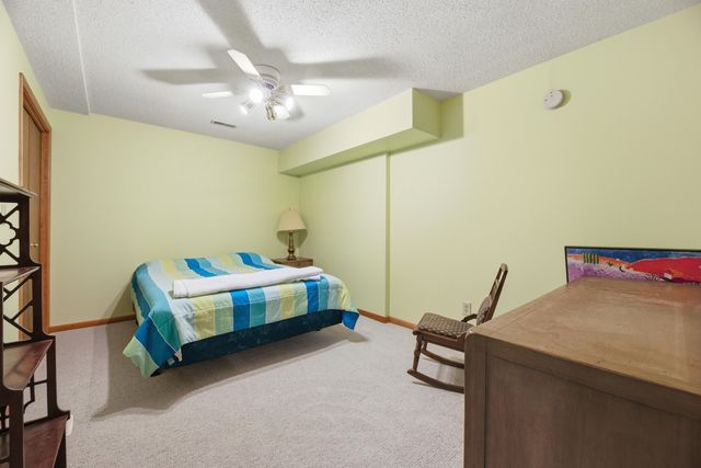 1615 HENRY Street, Council Bluffs, IA 51503