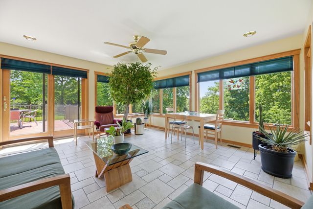1615 HENRY Street, Council Bluffs, IA 51503
