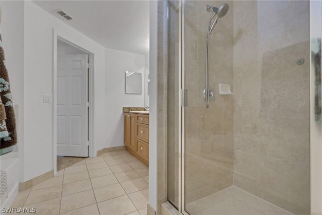 20140 Estero Gardens CIR 208, Estero, FL 33928