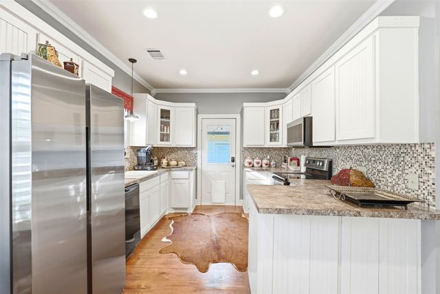 325 Quitman Street, Pittsburg, TX 75686