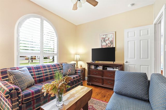 325 Quitman Street, Pittsburg, TX 75686