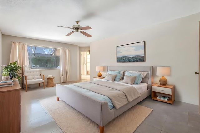 7451 NW 40th St, Lauderhill, FL 33319