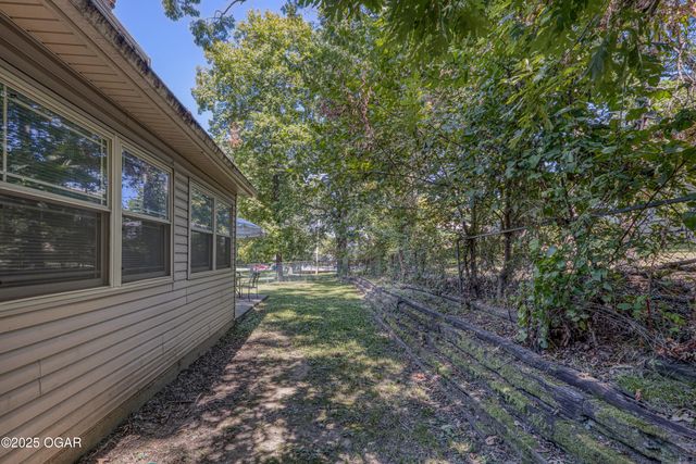 231 N Buchanan Road, Joplin, MO 64801