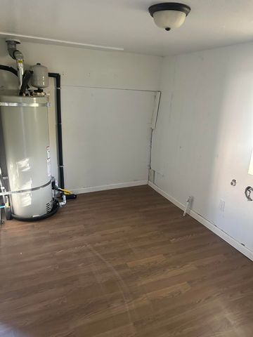 18 B Gurule Road, Peralta, NM 87042
