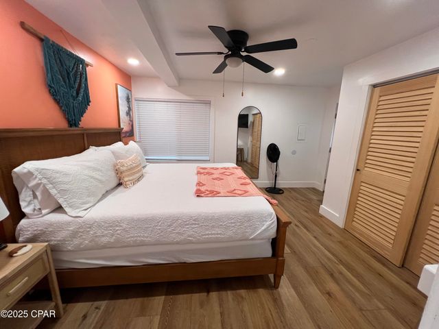 8208 Sunset Avenue, Panama City, FL 32408