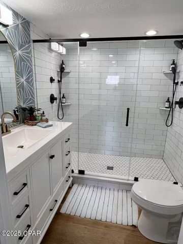 8208 Sunset Avenue, Panama City, FL 32408