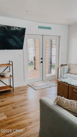 8208 Sunset Avenue, Panama City, FL 32408