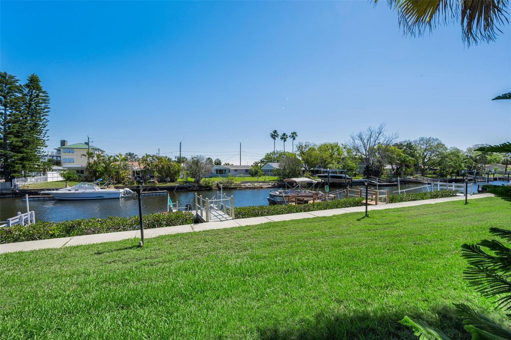 Image 7 of property listing at 8238 AQUILA STREET, Port Richey, FL 34668