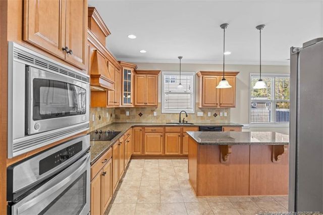 400 Oakridge Drive, Raeford, NC 28376