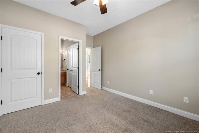 400 Oakridge Drive, Raeford, NC 28376