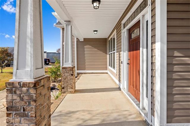 400 Oakridge Drive, Raeford, NC 28376