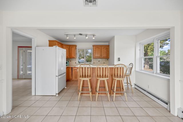 208 Lakeview Court, Forked River, NJ 08731