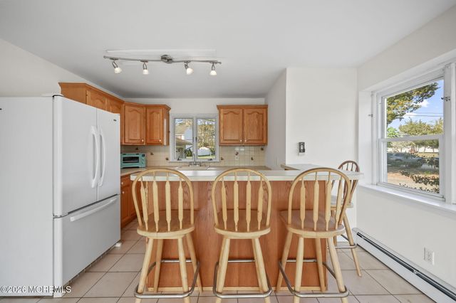 208 Lakeview Court, Forked River, NJ 08731