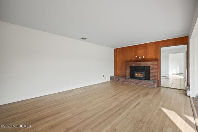 208 Lakeview Court, Forked River, NJ 08731