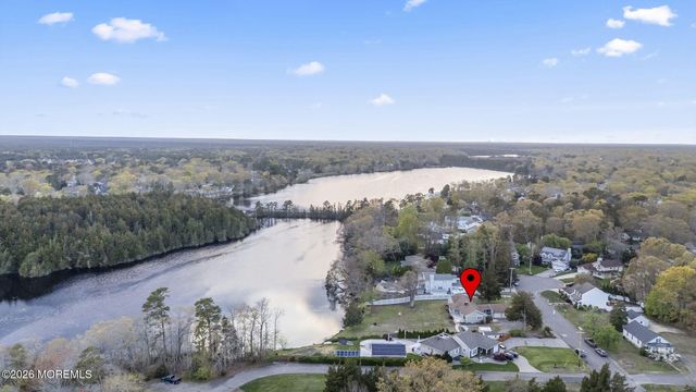 208 Lakeview Court, Forked River, NJ 08731