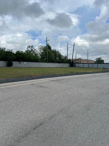 18817 Luminescent Lane, Spring, TX 77379