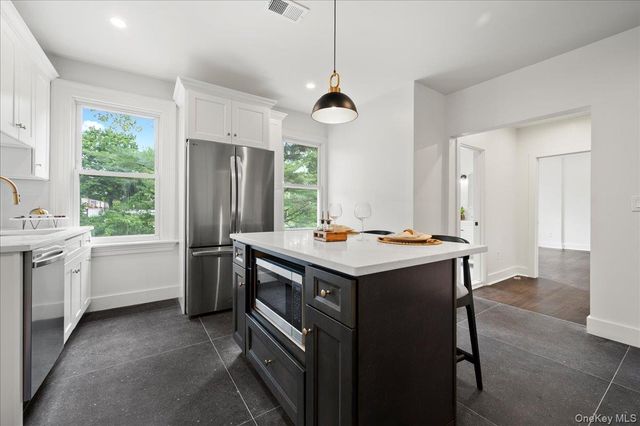 360 Western Highway 2, Tappan, NY 10983