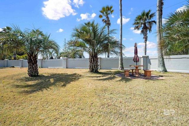 12143 Gateway Drive, Elberta, AL 36530