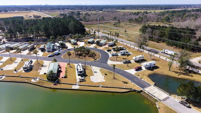 12143 Gateway Drive, Elberta, AL 36530