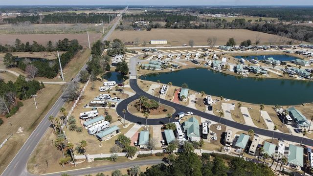 12143 Gateway Drive, Elberta, AL 36530