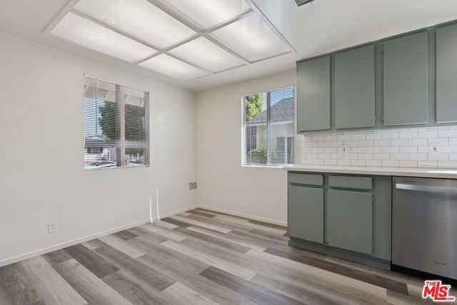 4109 Beethoven Street, Los Angeles, CA 90066