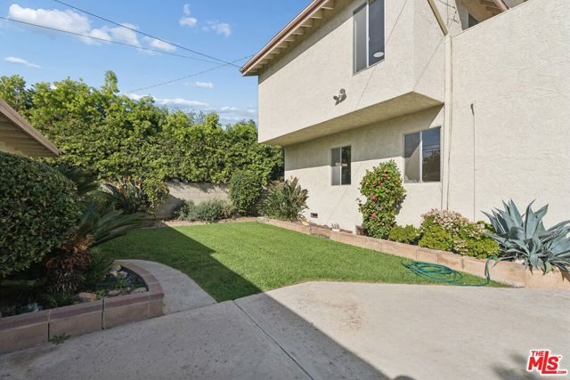 4109 Beethoven Street, Los Angeles, CA 90066