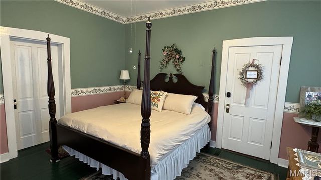 415 E 1st Street, Hermann, MO 65041