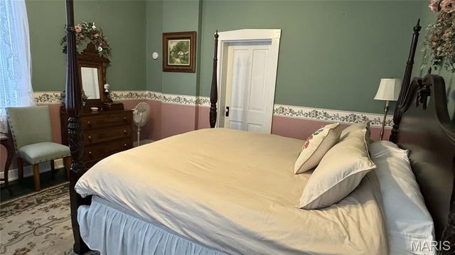 415 E 1st Street, Hermann, MO 65041