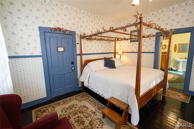 415 E 1st Street, Hermann, MO 65041