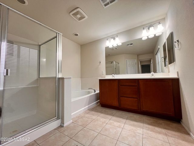 11008 E Midnight Moon Lane, Tucson, AZ 85747