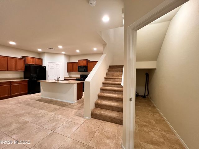 11008 E Midnight Moon Lane, Tucson, AZ 85747