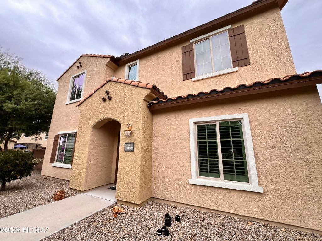 11008 E Midnight Moon Lane, Tucson, AZ 85747