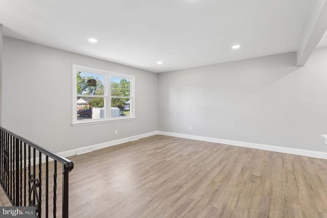 55 AVON PL, Vineland, NJ 08360