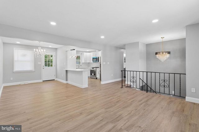 55 AVON PL, Vineland, NJ 08360