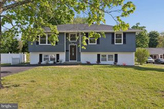 55 AVON PL, Vineland, NJ 08360