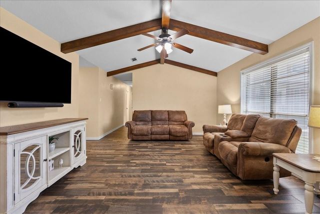 12423 A Bar Dr, Santa Fe, TX 77510