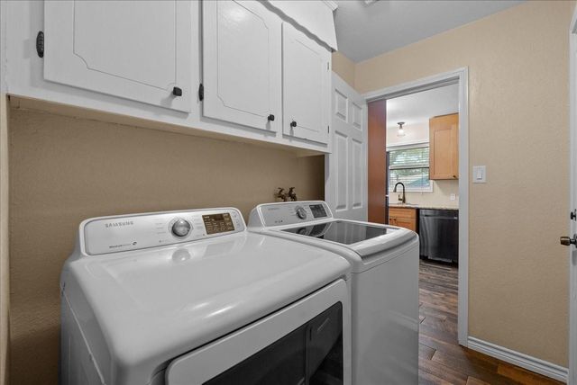 12423 A Bar Dr, Santa Fe, TX 77510