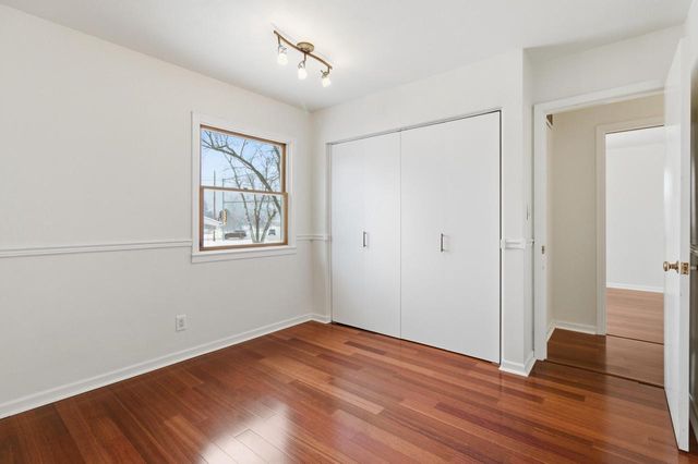 N1914 Wedgewood DRIVE, La Crosse, WI 54601