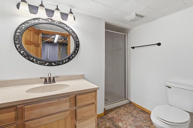 N1914 Wedgewood DRIVE, La Crosse, WI 54601