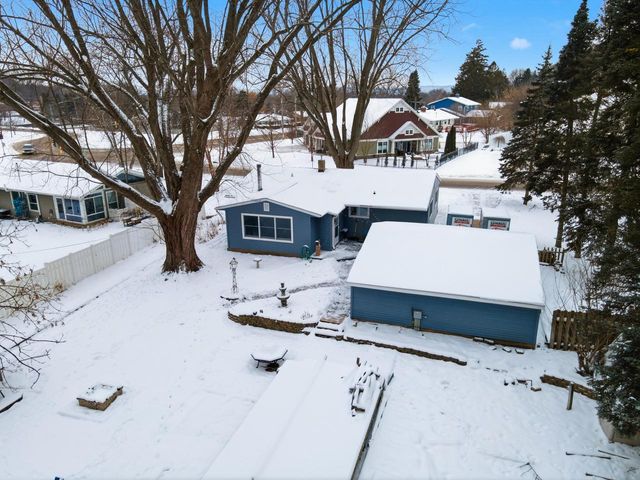 N1914 Wedgewood DRIVE, La Crosse, WI 54601